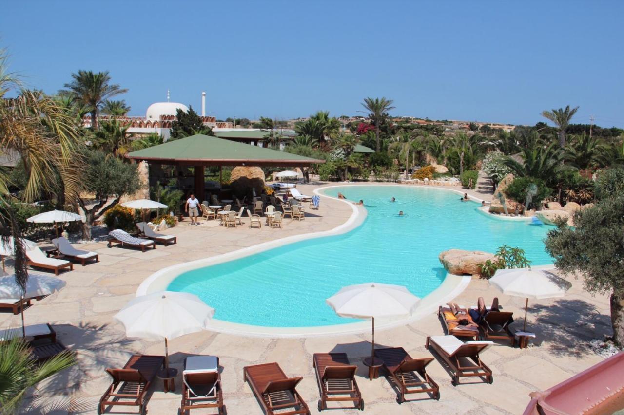 Cupola Bianca Resort LMP Exteriér fotografie