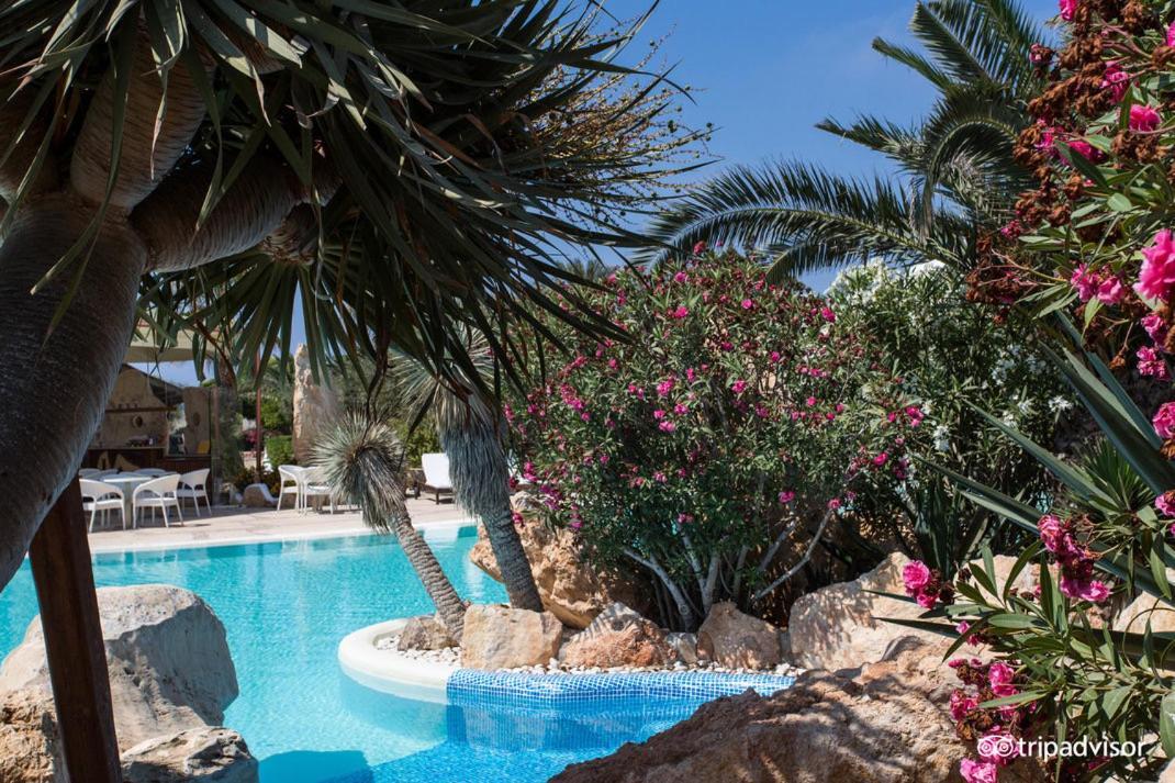 Cupola Bianca Resort LMP Exteriér fotografie